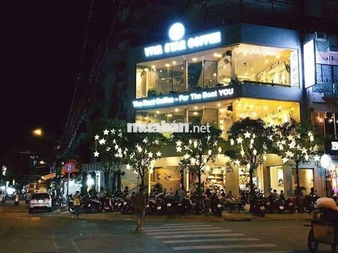 Cho thuê nhà GÓC 2MT  Cô Giang với Nguyễn Khắc Nhu