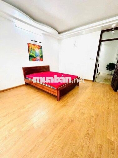 Cho thuê nhà Lạc Long Quân, Tây Hồ – 40m² 5 tầng – 3PN – full đồ  12tr