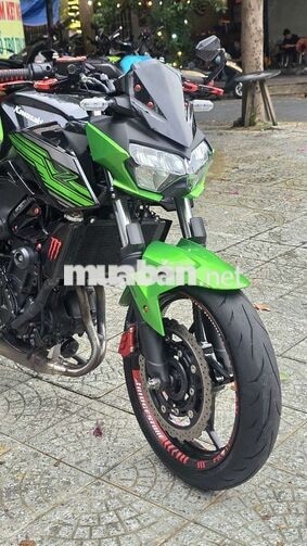 Kawasaki Z400 Abs Đen, Xanh lá