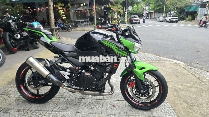 Kawasaki Z400 Abs Đen, Xanh lá