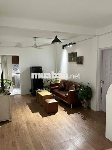 Cho thuê căn hộ 40m2 Lầu 1 thuận tiện di chuyển