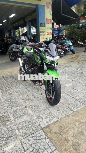 Kawasaki Z400 Abs Đen, Xanh lá