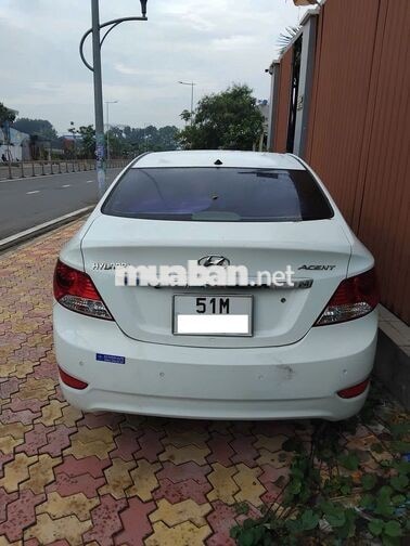 Hyundai Accent 2012 Số tự động Trắng