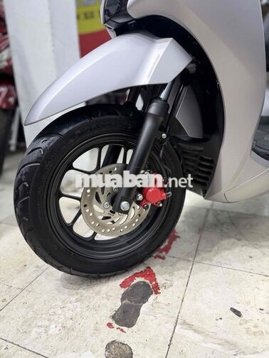 Honda Lead 4VAL Đặc biệt 2023 Bạc nhám Smartkey