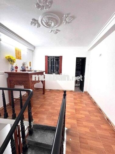 Nhỉnh 3 tỷ có nhà 5 tầng Nguyễn Chính,HM-Ngõ thông-Sổ chung 22m;3N;3VS