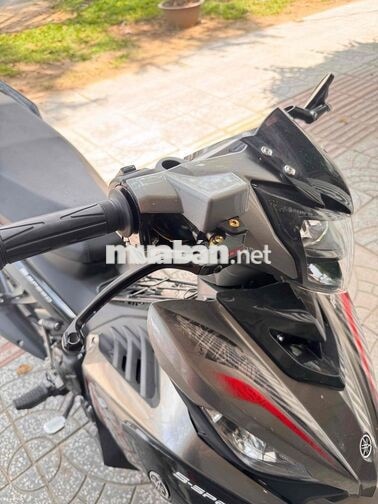 Yamaha Exciter 135 Côn tay Xám đen