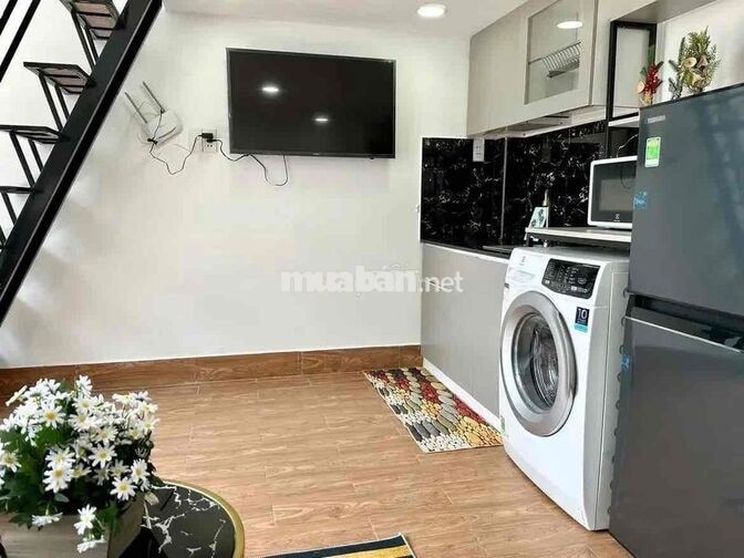 Duplex ban công full nội thất 30m2 ngay gần Đại Học Công Thương