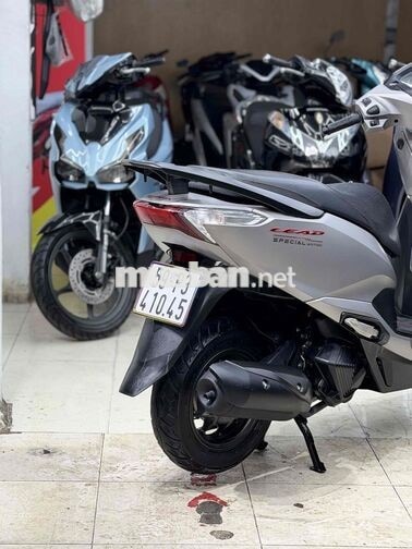 Honda Lead 4VAL Đặc biệt 2023 Bạc nhám Smartkey