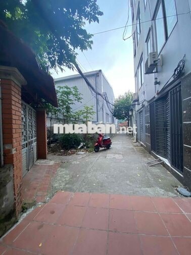 BÁN ĐẤT - ĐÀM QUANG TRUNG EON MALL LONG BIÊN - CHÂN CẦU VĨNH TUY
