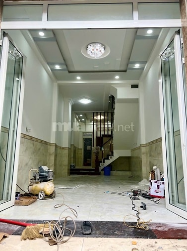 Nhà 3 lầu, Hẽm 6m cách 1 căn là MT Phú Định nối dài Ng Văn Luông Q6
