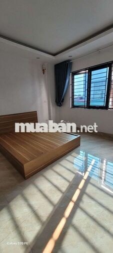 Cho thuê nhà Ô tô 7 chỗ qua nhà Kinh doanh tốt
