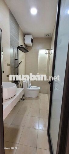 Cho thuê nhà Ô tô 7 chỗ qua nhà Kinh doanh tốt