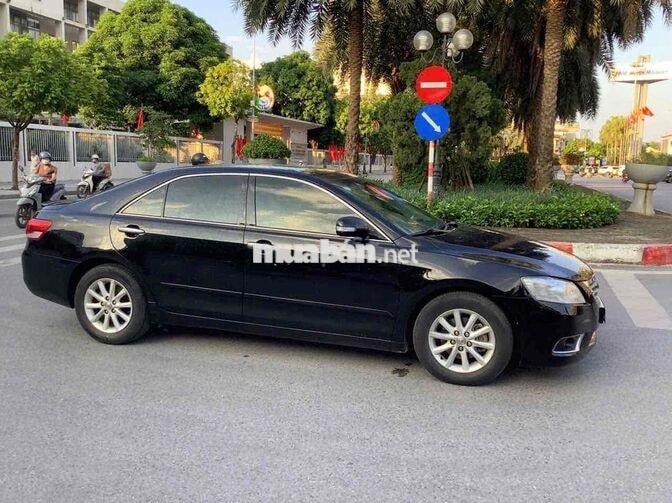Toyota Camry 2.0E AT 2010 Đen nhập Đài Loan