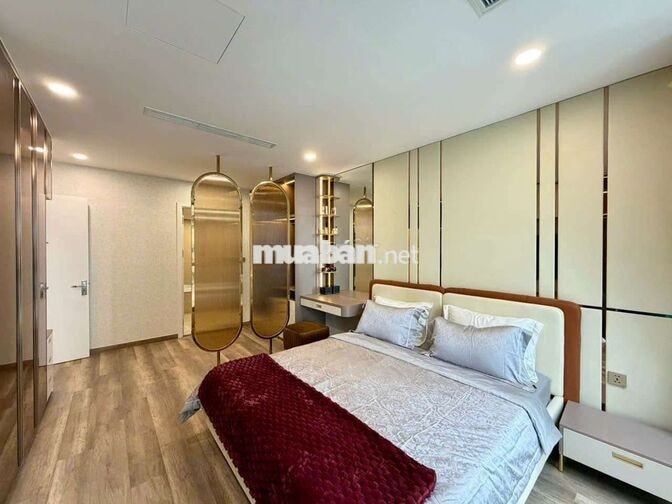 Chủ Kẹt Tiền bán gấp 4PN giá 18Tỷ Ở Vinhomes central park
