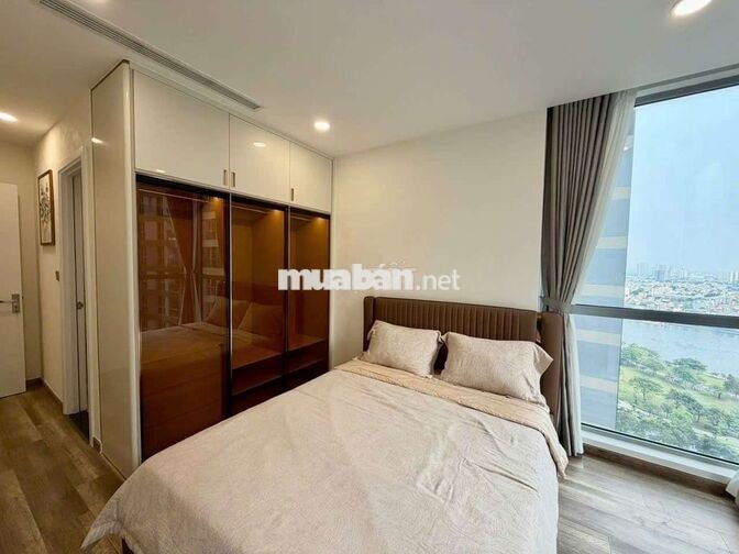 Chủ Kẹt Tiền bán gấp 4PN giá 18Tỷ Ở Vinhomes central park
