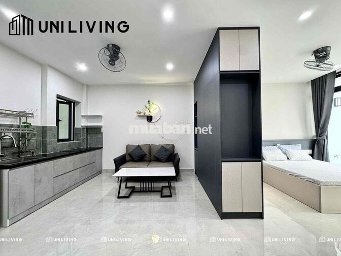 Cho Thuê Căn Hộ Ban Công Trung Tâm Quận 10 Kế Bên Là Tân Bình