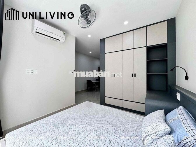 Cho Thuê Căn Hộ Ban Công Trung Tâm Quận 10 Kế Bên Là Tân Bình