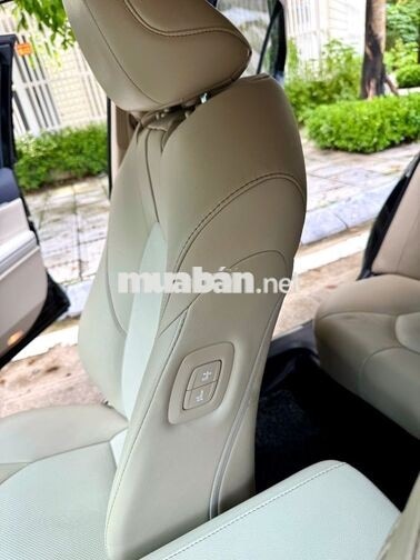 TOYOTA CAMRY 2.0G NHẬP SX 2019 PHOM MỚI