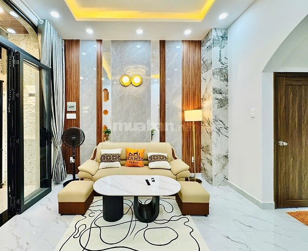 CÔ HƯƠNG CHÍNH CHỦ BÁN CĂN NHÀ TÂM HUYẾT TẠI PHAN ĐÌNH PHÙNG 