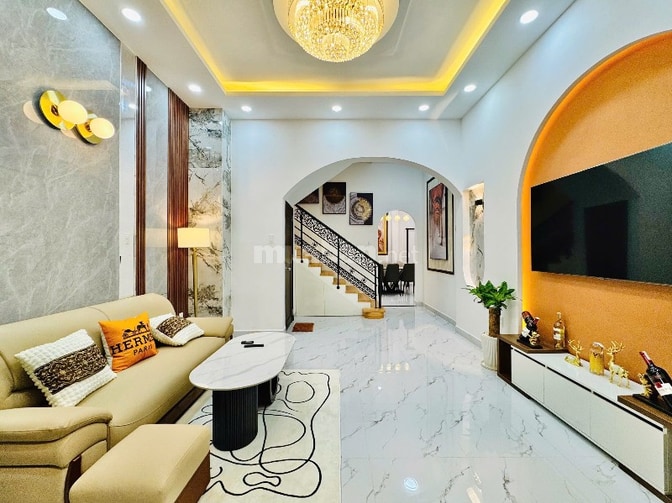 CÔ HƯƠNG CHÍNH CHỦ BÁN CĂN NHÀ TÂM HUYẾT TẠI PHAN ĐÌNH PHÙNG 