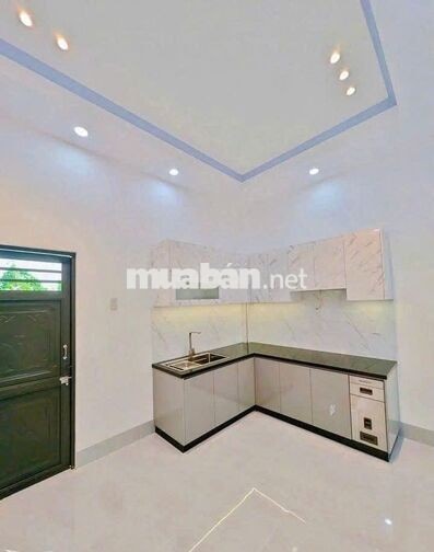 Ngộp nhà 1 lầu gần chợ đêm Tân Uyên giá 1ty830 thương lượng