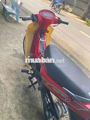 Suzuki RGV 120R 6 số ic