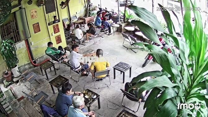 Cần sang quán cà phê lâu năm gần đại học công nghiệp ( 100 triệu)