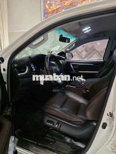 Toyota Fortuner 2017 2.7AT Trắng