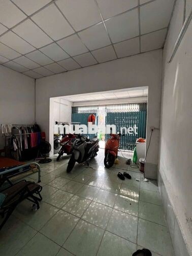 cần cho nhà cầp 4 PTTN .DT 5 x13 .2PN 1WS. hẻm 4m giá 7 triệu .