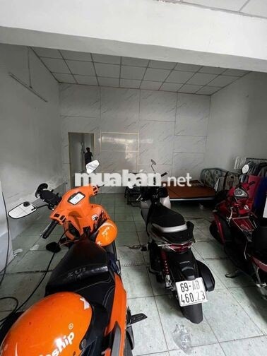 cần cho nhà cầp 4 PTTN .DT 5 x13 .2PN 1WS. hẻm 4m giá 7 triệu .