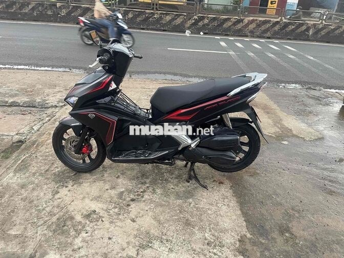 Honda Air Blade Đen