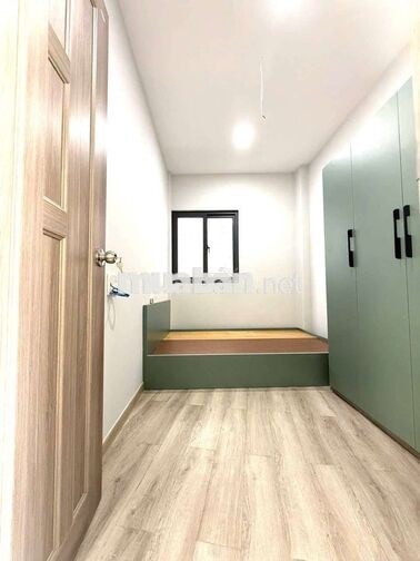 TÔI CHỦ CHO THUÊ PHÒNG ĐC: 57 CỘNG HÒA NHÀ GA T3 SÂN BAY GIÁ 5,5 TRIỆU