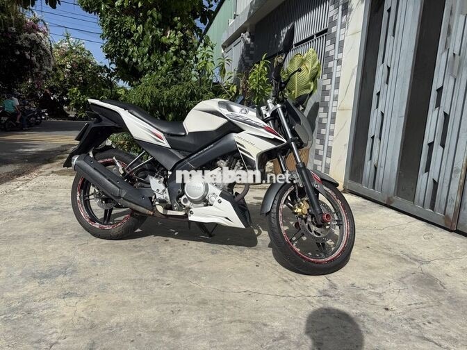 Yamaha FZ150i Trắng Nhập khẩu
