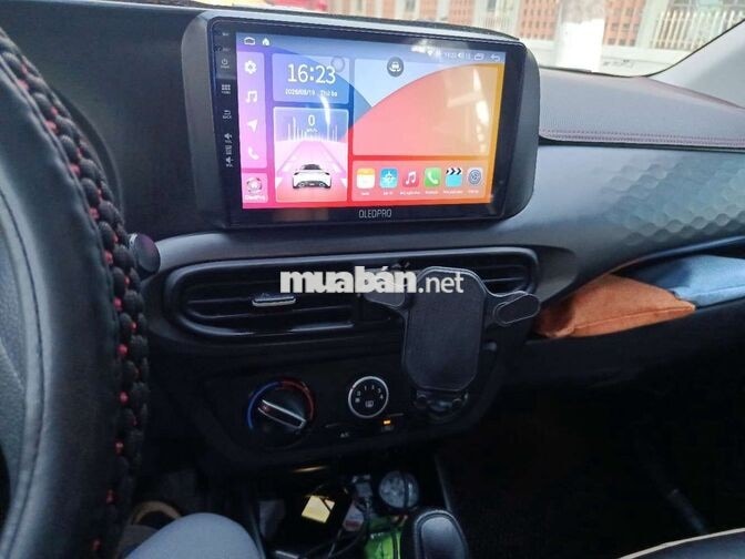 Hyundai Grand i10 Hatchback Trắng 5 chỗ
