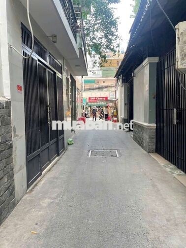 Bán nhà Hẻm Xe Hơi sát mặt tiền Đặng Chất P2-Q8
