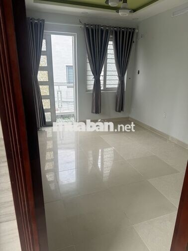Cho thuê nhà Nguyên Căn mặt tiền chợ