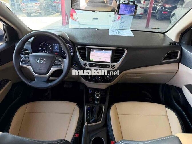 Hyundai Accent 2020 Số tự động Trắng 7 vạn km