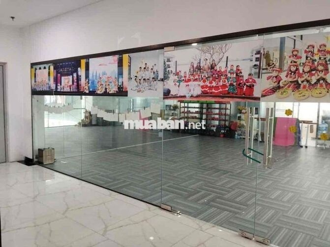 Bán chân đế chung cư phố Trần Thủ Độ 60m2 T2 giá 3.5 tỷ sổ đỏ CC thoán