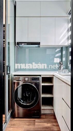 SIÊU PHẨM STUDIO CÒN MỘT CĂN CUỐI CÙNG