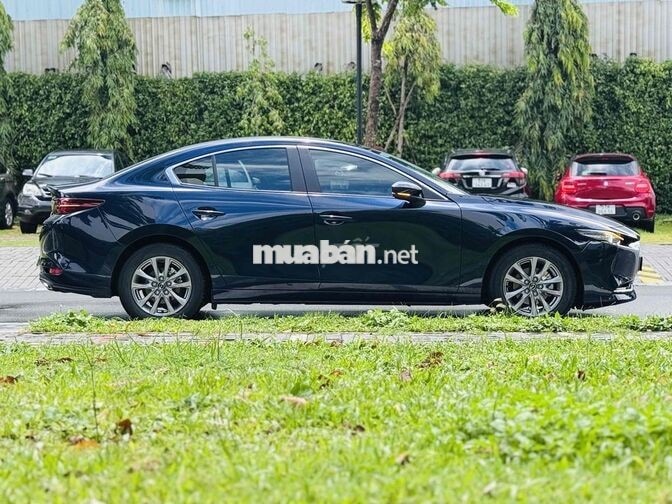 Mazda Mazda 3 Premium 2022 Xanh/Đen 34.000km