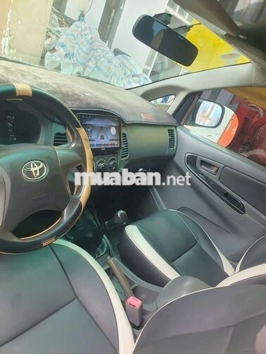 Toyota Innova 2016 8 chỗ Trắng