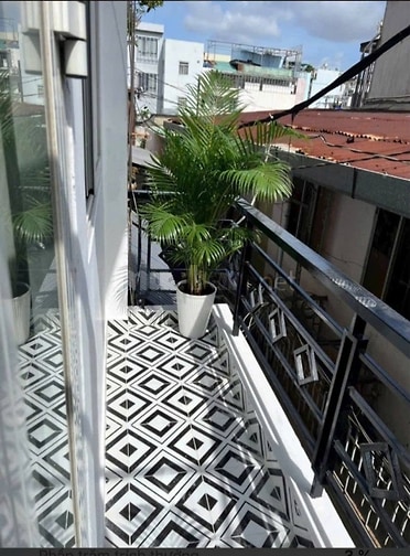 Lh 0389310520 Cần tiền bán nhà gấp ở Bùi Văn Ba 30m2/1ty421/Shr/HXH