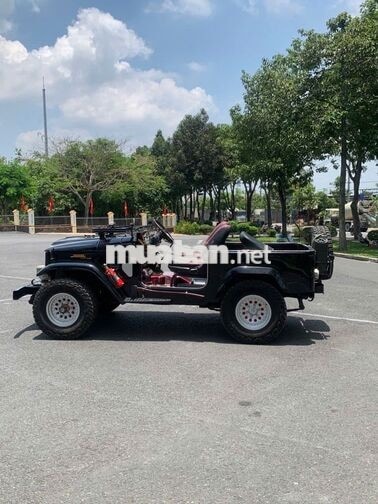 Toyota Landcruiser FJ40 1972 Đen Xăng Sàn 3 cấp