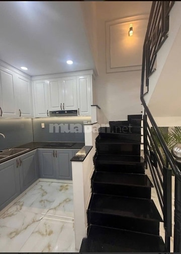 Lh 0389310520 Cần tiền bán nhà gấp ở Bùi Văn Ba 30m2/1ty421/Shr/HXH