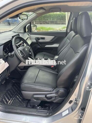 Toyota Veloz Cross 2023 Bạc 7 chỗ