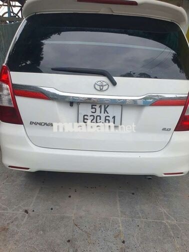 Toyota Innova 2.0 Số sàn Xăng Trắng