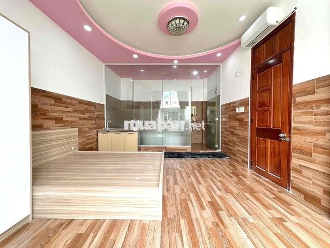 STUDIO FULL NỘI THẤT RỘNG 35m2 NẰM NGAY EMART PHAN HUY ÍCH