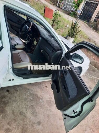 Kia Spectra Trắng