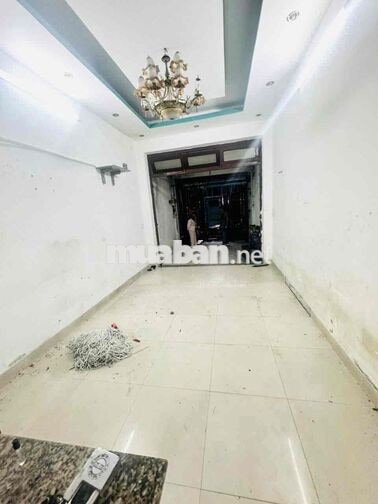 cho thuê nhà giá rẻ diện tích dài 33m làm xưởng kho