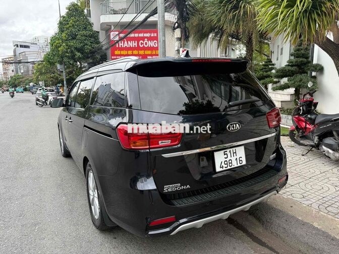 KIA Sedona 2020 bản full máy dầu Đen xanh